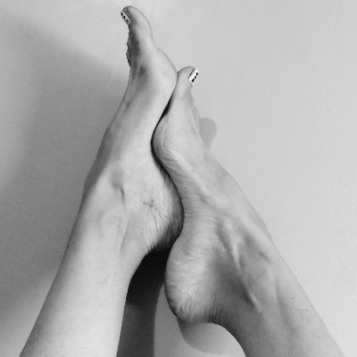Latina 🔥 Feet Content for Sale | Photos 📸 • Videos 🎥 • Customs 💋- Findom on the side. | https://t.co/pv7NECE1Mx or Crypto Payment upfront only 💌 DM