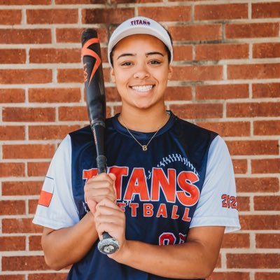 09’ 2027🎓|#00 Titans Fastpitch 🥎| Extra innings #105 overall/ Extra innings #16 1st base| Proverbs 16:3 ✝️I NCAA ID 2402223192