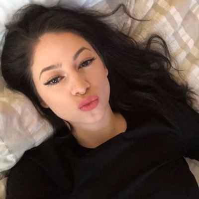 BellaWilli88992's profile picture. Love is like trust, when you find your special someone it is as if you're trusting them with your heart.