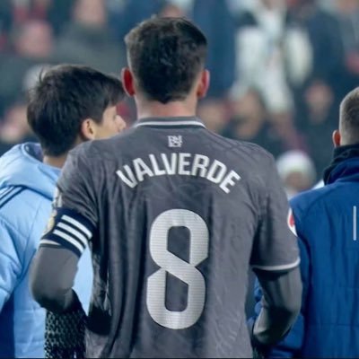 lurrj2's profile picture. لا اله الا انت سبحانك اني كنت من الظالمين.