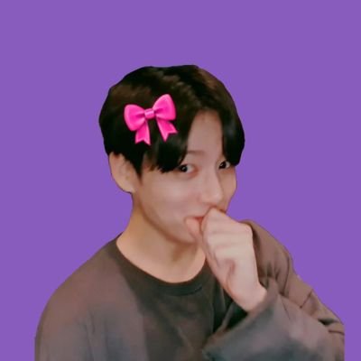 ✨ 💜BTS ARMY💜✨| Living the Bangtan dream with every heartbeat 💜| Uplifted by the voices of seven kings👑🎤| Believer in Love Yourself| Grateful💜|Borahae💜✨