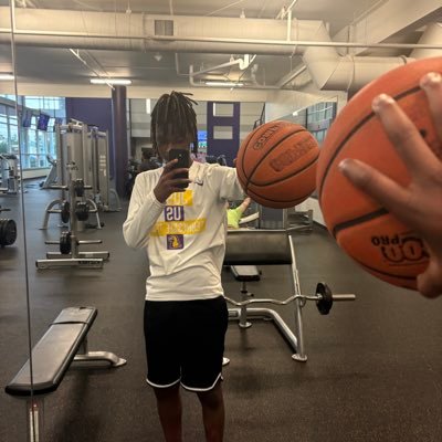 Jaytime556's profile picture. Mcadory High School Basketball | 6’1| Pg/SF | Freshman | weight - 145 | Class of 2029 |Email: bladejayden46@gmail.com |2055524828