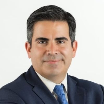 Abogado @DerechoUFM /M.A. en Der. Int. @unav/ M.A. @EscuelaDeGobgt /Ciudadano preocupado por Guate/Columnista @lahoragt