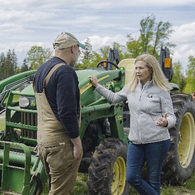 Lifelong Mainer, leader, and mom who knows how to get things done. Candidate for Governor.