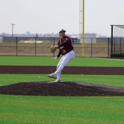 2026 Harrisburg HS, SD. 5’10” 170 || RHP/MIF||nickriley.2026@gmail.com ECC baseball commit