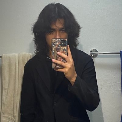 wanderer2502's profile picture. aphorism, perspectivism, philosophy