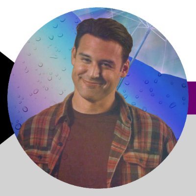 glxxmbxy's profile picture. My entire personality is 911 and Hermitcraft/Life series. priv is @glxxmbxypriv

(layout by @Buckleys_Girl)