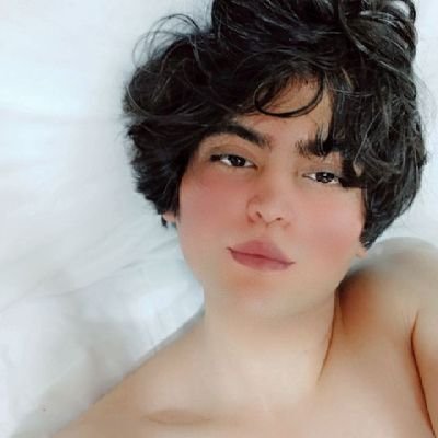 18+🍑 years old, I exchange my daughters. I love Shimel and I also love to be obedient to a girl and Shimel.