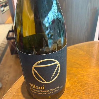 kana51856894's profile picture. 元大手金融💴目標達成コーチとしたて皆さんの夢を叶えるサポート中📣 自らもコーチやwebデザイナー、投資家として好きなことで起業💻0から起業で場所、時間、人間関係から自由になり、ついに月収7桁を稼ぐ理想の生活を手に入れた❗️と思ったら 理想の生活がこたつでスプラトゥーンだったと気づいてお金を持て余す（イマココ）