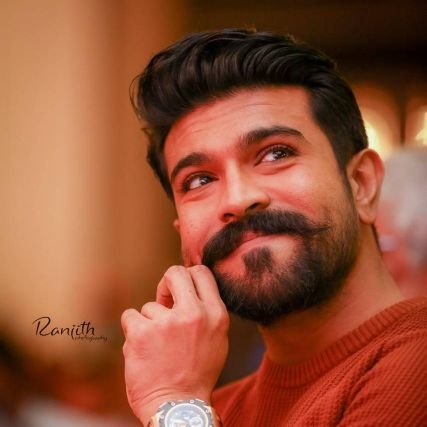 R_C_boy's profile picture. Eyshsh