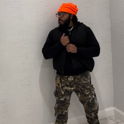 ljsweet_'s profile picture. Out the way. Countin’ Face$. |Graphic Designer|