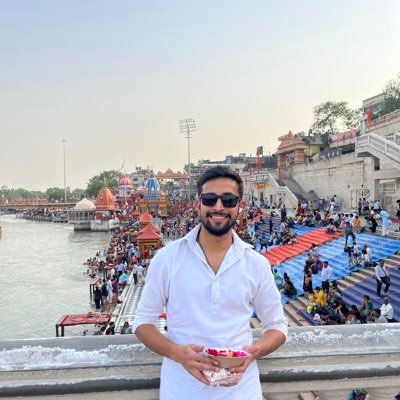 DibyanshT's profile picture. हिंदू 🚩 मन में नाम तेरा रहे, मुख पे रहे सुगीत । हमको इतना दीजिए रहे चरण में प्रीत ॥ ईश्वर