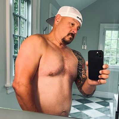 45workdone's profile picture. enjoying outdoors with partner
I sell Sanctuary 🏠
Bodybuilding MuscleDad Goals 💪🏻