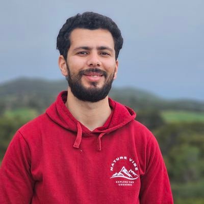 hajjem_hakim's profile picture. التغيير قادم 🤫