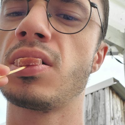 GamerPauvre49's profile picture. Salut les boyz and gurlz