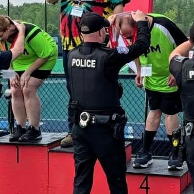 DunnellsDalton's profile picture. Dalton / 32 / Maine / 👮🏼‍♂️ / Father of 5 / Fiance /⛪️