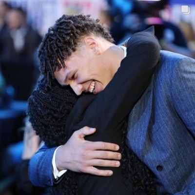 jainnaelle's profile picture. Proud mother of Janelle (GSV 🇺🇸+ ZVVZ Prague 🇨🇿) and Tidjane Salaün (Hornets 🇺🇸)