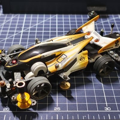 北海道で息子と二人ミニ四駆やってます🏎️💨
ガンプラ、マクロス、たまにスケールモデルも作ります✨️
フォローはご自由に!こちらも無言フォロー失礼いたします🙏