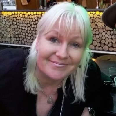 Life is good. Family and friends are precious š
Ok I'm there. What could possibly go wrong... https://t.co/OELtz8ZMKc š