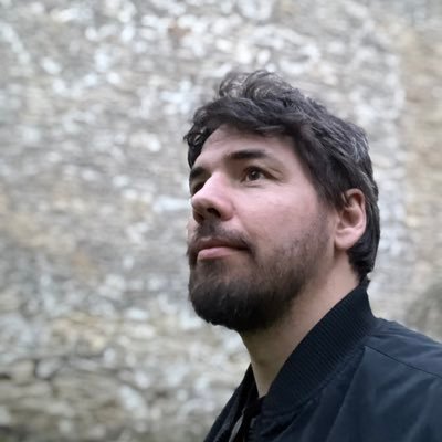 Polygon pusher @3d4medical | indiedev | swordmaster on weekends https://t.co/I2GYaJPAor