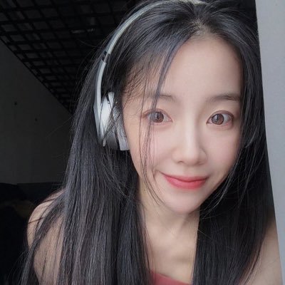 AlishaSmit75949's profile picture. 爱健身，吃美食和一个聊得来的人