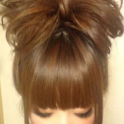 izz__zul's profile picture. 