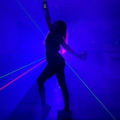 nikkinikkinoo9's profile picture. 