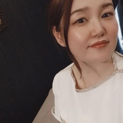 kimura5ai's profile picture. シャワー🚿ルーム完備レンタルサロンでクリームヘッドスパ始めました✤東銀座✤銀座一丁目✤池袋✤整体+オイルで首肩こり姿勢改善
ご予約はLINE❥