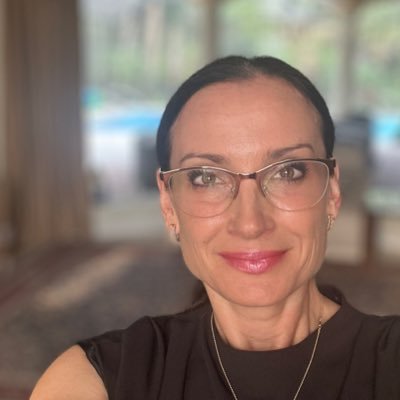 Super_Vika012's profile picture. 