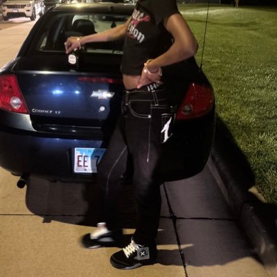 5Starmarr1's profile picture. 18