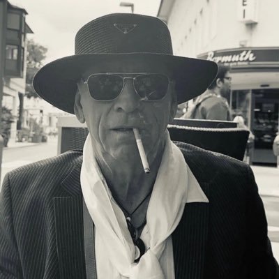 blackkworld_'s profile picture. 🍁