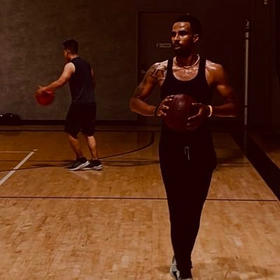 27 🇳🇬 Sc: cold_money23 Lakers 2020 NBA Champs, Rest Easy Dizzy Locc & Jamie 👼🏾🙏🏾 👑 LONG LIVE THA GREAT 🏁🐐‼️
