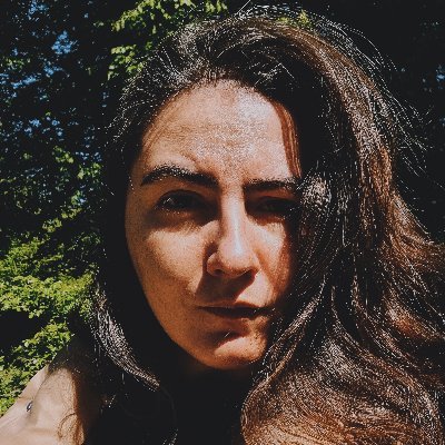 秋の色づいた言葉 🇺🇦さんのプロフィール画像