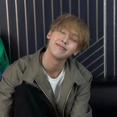 El kpop llegó como un curita a mi vida ❤️🩹
✨a s t r o ✨ 🩸e n h y p e n 🩸