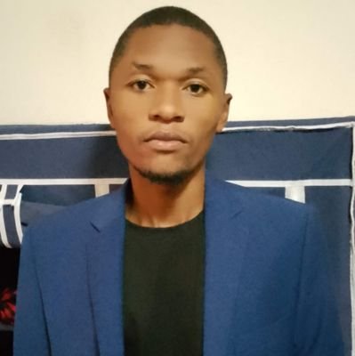 Banks Brown, single and searching, environmentalist by professional,likes sports especially football,and lam always simple.