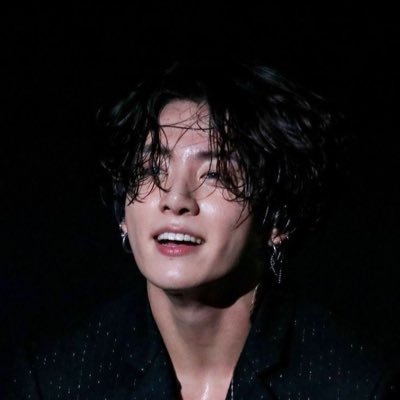 Rpita2308's profile picture. 24 | OT7 Army | Swiftie | F1 | Books (Romance) | K/CDrama | Bollywood | 🦋💜🥀🇮🇳