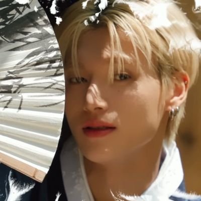 luv #SAN ⊹ #HONGJOONG ₊˚⊹ᰔ
╰┈➤ 8 make 1 team #ATEEZ