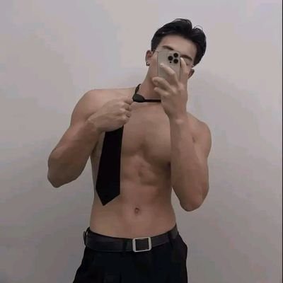 21 - Top ,Discreet college students •| Need sponsor