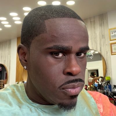 danatural3422's profile picture. 