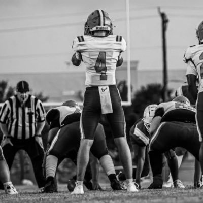 Cape Coral High School ~ 2 Sport Athlete 🏈⚾️ ~Class of 2027 ~ 6'1, 175 ~ 3.55 GPA ~ Email: 1derekhooker@gmail.com ~ Phone # 239-217-2435