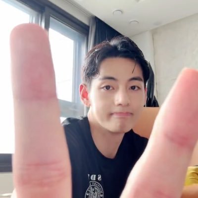 #taehyung love like you have never loved before, i'll do that for you 🐋 fan account | she!her 22 ♡ multi #아포방포
