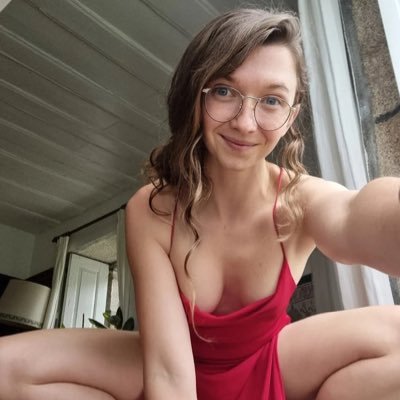 Loves Nature , Farm girl 👧 , follow 4 follow , for contents only