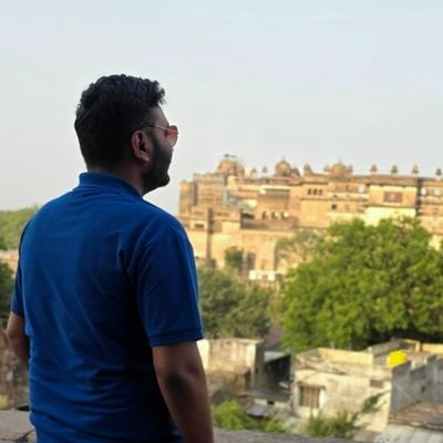 Arpitsoni7's profile picture. 