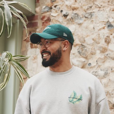 Thirty-something, Força Sporting, United. I make stuff. #473 🇬🇩🇨🇳🇯🇲