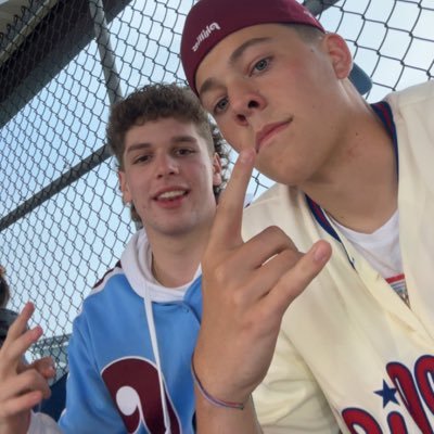 JoshTagert's profile picture. Spitting ball knowledge for fun