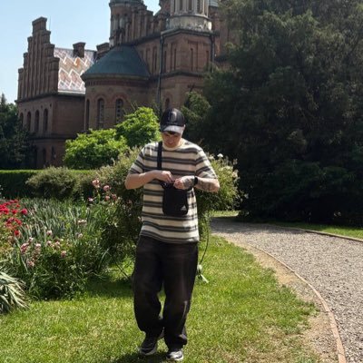 VolinskiOf's profile picture. subscribe pls ,I’m not bot haha