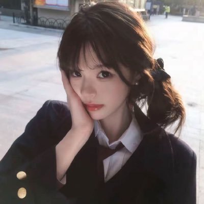 bzmrxwy62618's profile picture. 