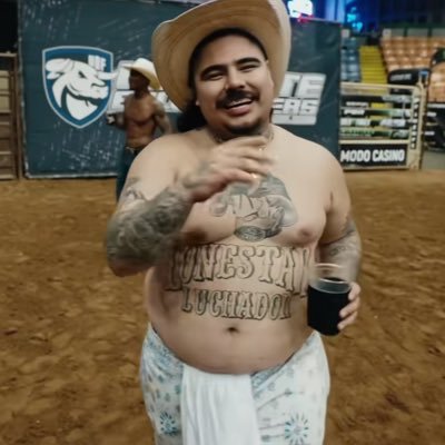 Full lechero y morboso si buscas alguien que te de la mejor mamada de culo y te folle como nunca te han follado en tu vida. #Bloque Texano