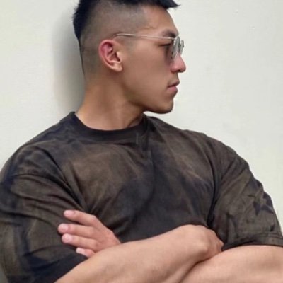体育生国外已毕业 NATURAL 🍆💪NOT SHOW &DRAMA ✂️NO BULLSHIT ✂️ Original from 山东1S 粗大🍆19/6 颜值 肉体 学历 情商在线 Русский English Françias 中文在线 For your mind only,не еби мозги 🧠