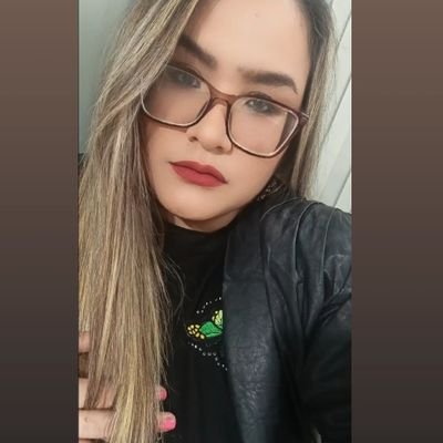 Vivir, reír, viajar, papas, helado de limon, el mar, mirar el cielo 😍 (albas y ocaso), CERRO PORTEÑO, MÚSICA, play, bailar, una cerveza y nada más 💛🌈🌻🌻🌻